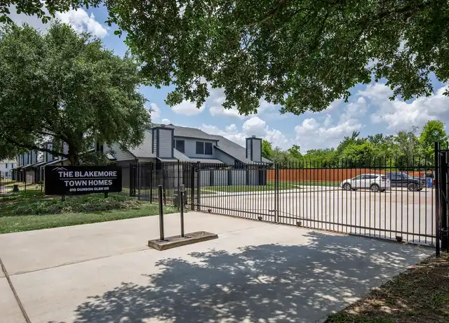 Property at The Blakemore Townhomes - 810 Dunson Glen Dr, Houston, TX, 77090, 2-3 beds, 1-2 bath, [object Object]