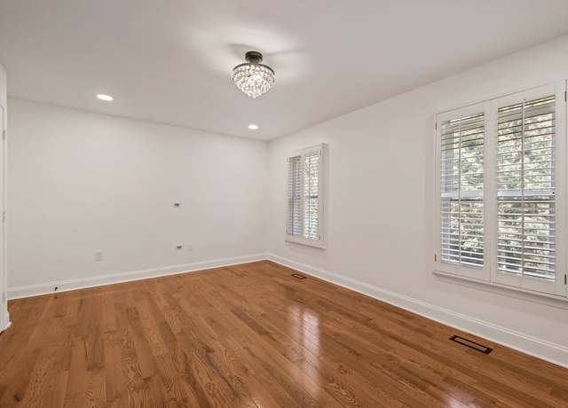 Photo of 9200 Gatewater Ter, Potomac, MD 20854