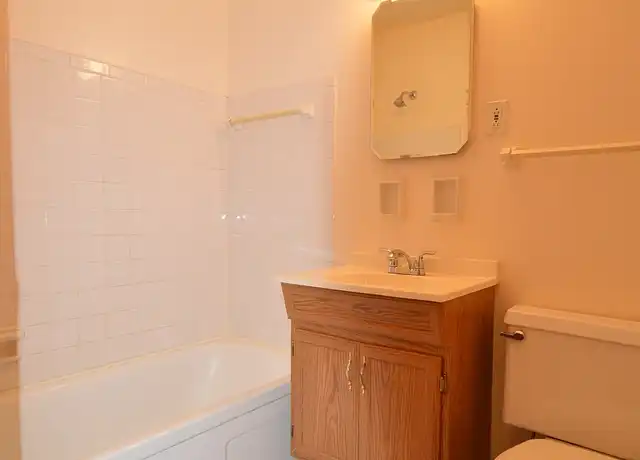 Property at 150 Park Ave Unit 10, Rochester, NY, 14607, 0 beds, 1 bath, [object Object]