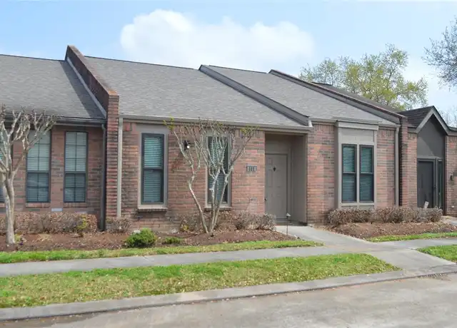 Property at 111 Manor Pl, Lake Jackson, TX, 77566, 3 beds, 2 baths, [object Object]