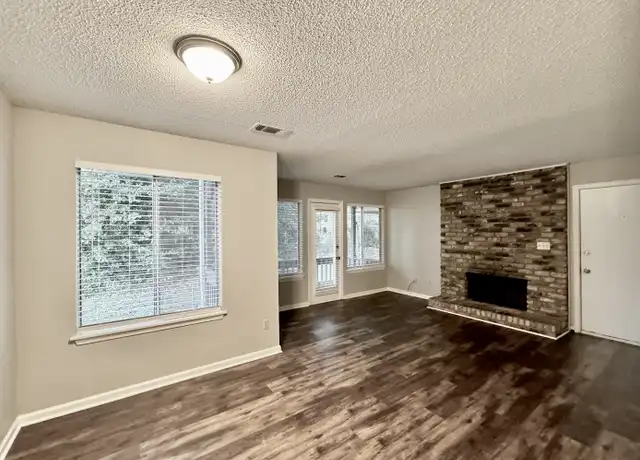 Property at 632 23rd St E Unit 15A, Tuscaloosa, AL, 35401, 1 bed, 1 bath, [object Object]