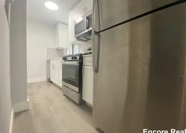 Property at 81 Park Dr Unit B, Boston, MA, 02215, 2 beds, 1 bath, [object Object]