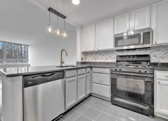 Property at 355 I St SW #615, Washington, DC, 20024, 1 bed, 1 bath, [object Object]