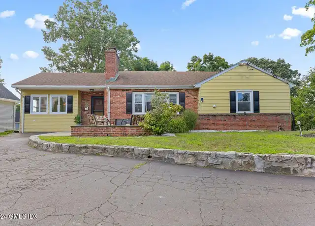 Property at 12 Rockland Pl, Greenwich, CT, 06831, 3 beds, 2 baths, [object Object]