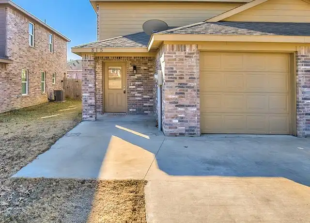 Property at 815 E College St, Princeton, TX, 75407, 4 beds, 2 baths, [object Object]