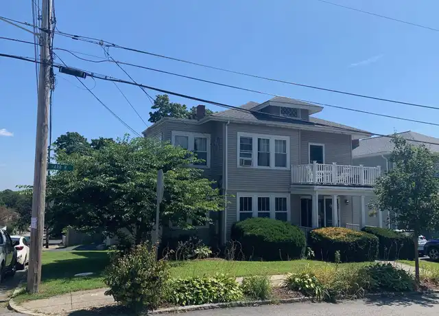 Property at 76 Marbury Ave, Pawtucket, RI, 02860, 2 beds, 1 bath, [object Object]