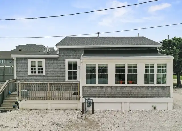 Property at 26 Newport St, Scituate, MA, 02066, 1 bed, 1 bath, [object Object]