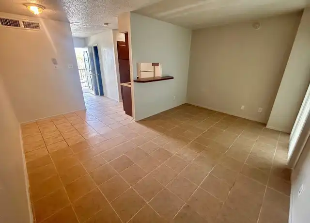 Property at 901 E 40th St Unit 306, Austin, TX, 78751, 1 bed, 1 bath, [object Object]