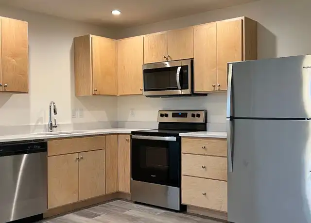 Property at 530 Putnam St #1, Medford, OR, 97501, 1 bed, 1 bath, [object Object]
