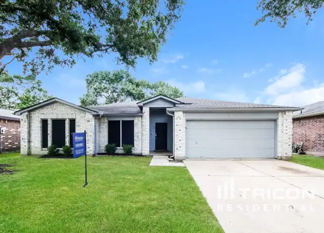 Property at 7911 Bluff Trail Dr, Humble, TX, 77338, 4 beds, 2 baths, [object Object]