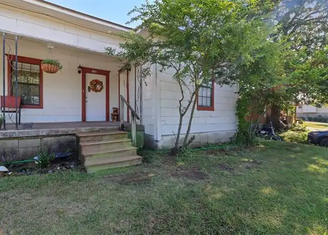 Property at 516 Mill St Unit B, Denton, TX, 76205, 2 beds, 1.5 baths, [object Object]