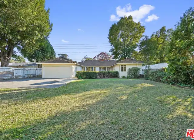 Property at 15471 Victory Blvd, Van Nuys, CA, 91406, 3 beds, 3 baths, [object Object]