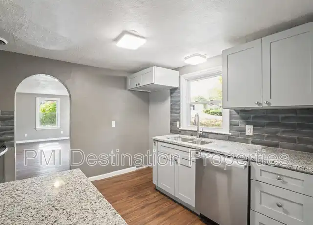 Property at 2807 N 52nd St, Kansas City, KS, 66104, 2 beds, 1 bath, [object Object]