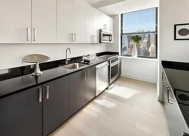 Property at 70 Pine St Unit 4602, New York, NY, 10005, 1 bed, 1 bath, [object Object]