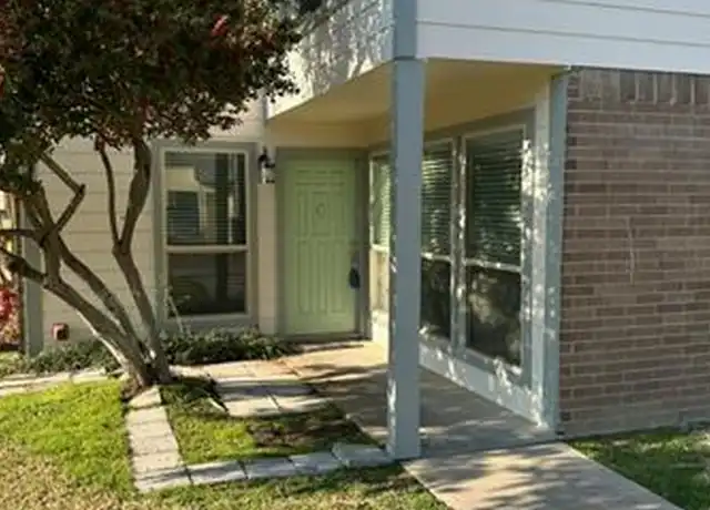 Property at 2717 Meadow Park Dr Unit C, Bedford, TX, 76021, 2 beds, 2.5 baths, [object Object]