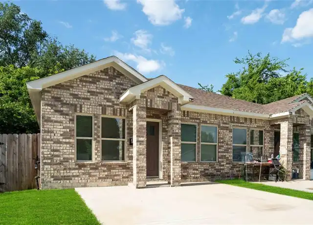 Property at 5754 Reed Rd Unit A, Houston, TX, 77033, 2 beds, 2.5 baths, [object Object]