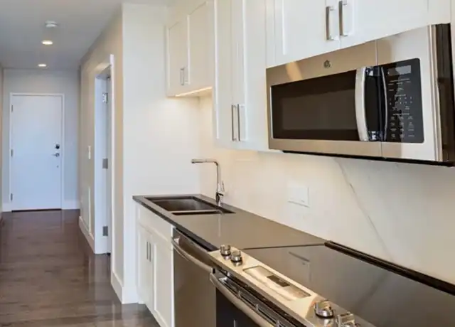 Property at 434 McGrath Hwy Unit 302, Somerville, MA, 02143, 2 beds, 2 baths, [object Object]