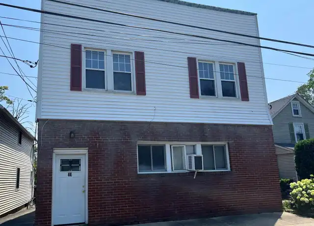 Property at 44 Avenue A Unit FRONT, Port Washington, NY, 11050, 2 beds, 1 bath, [object Object]