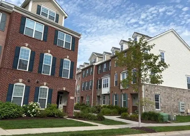Property at 2783 Ashcombe Dr, Ann Arbor, MI, 48105, 4 beds, 3.5 baths, [object Object]