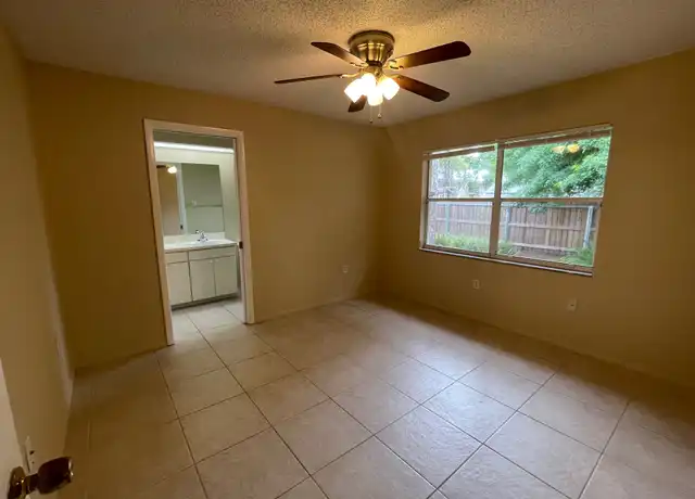Property at 2201 McIntosh Rd, Sarasota, FL, 34232, 2 beds, 2 baths, [object Object]
