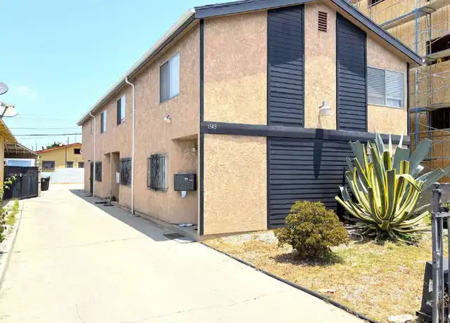 Property at 1343 W 36th St, Los Angeles, CA, 90007, 2 beds, 1 bath, [object Object]
