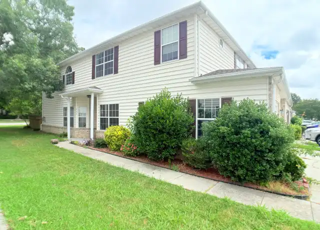 Property at 409 Belmont Cir, Yorktown, VA, 23693, 3 beds, 2.5 baths, [object Object]