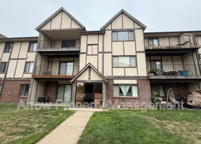Property at 2334 N 44th St Unit 22, Lincoln, NE, 68504, 1 bed, 1 bath, [object Object]