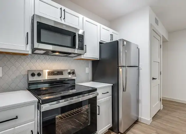 Property at Beaux House at Bishop Ridge - 715 N Lancaster Ave, Dallas, TX, 75203, 0-1 beds, 1 bath, [object Object]