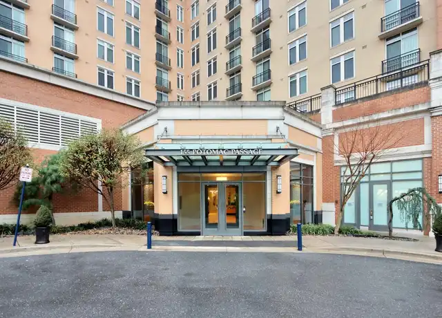 Property at 155 Potomac Psge #415, Oxon Hill, MD, 20745, 2 beds, 2 baths, [object Object]