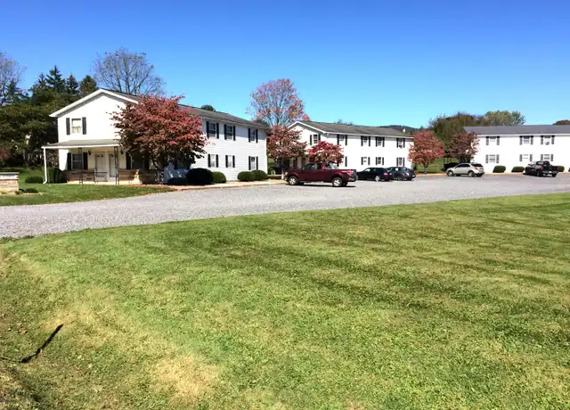 Property at 424 Tipton Rd, Tyrone, PA, 16686, 2 beds, 1 bath, [object Object]