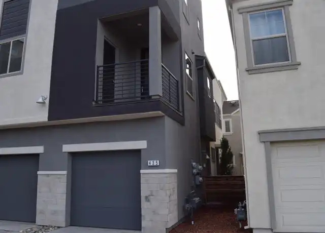 Property at 435 Tailoff Ln, Sacramento, CA, 95818, 2 beds, 2.5 baths, [object Object]