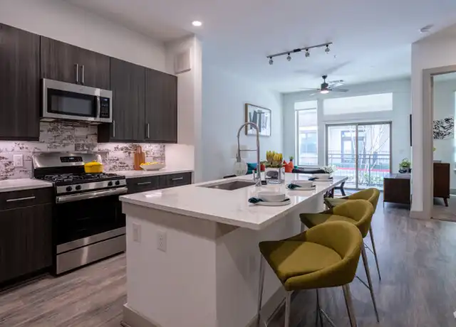 Property at 1400 Wichman St, Houston, TX, 77007, 2 beds, 2 baths, [object Object]