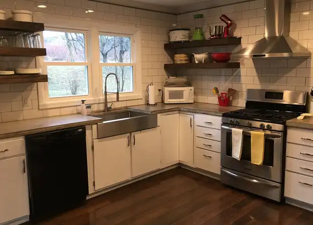 Property at 7095 New York 104 Unit A, Oswego, NY, 13126, 5 beds, 1.5 baths, [object Object]