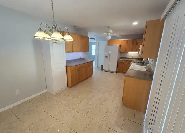 Property at 1453 SW Vizcaya Cir, Palm City, FL, 34990, 3 beds, 2 baths, [object Object]