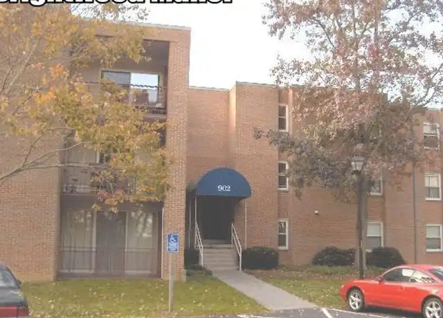Property at 904 Brightwood Manor Dr #4, Blacksburg, VA, 24060, 2 beds, 1 bath, [object Object]