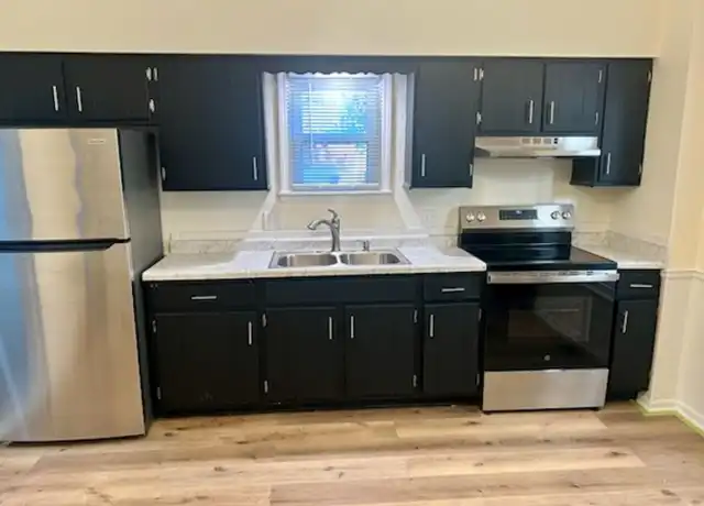 Property at 615 N 22nd St Unit A, St Joseph, MO, 64506, 2 beds, 1 bath, [object Object]