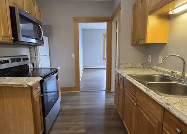 Property at 39 Blossom St Unit 3R, Leominster, MA, 01453, 2 beds, 1 bath, [object Object]