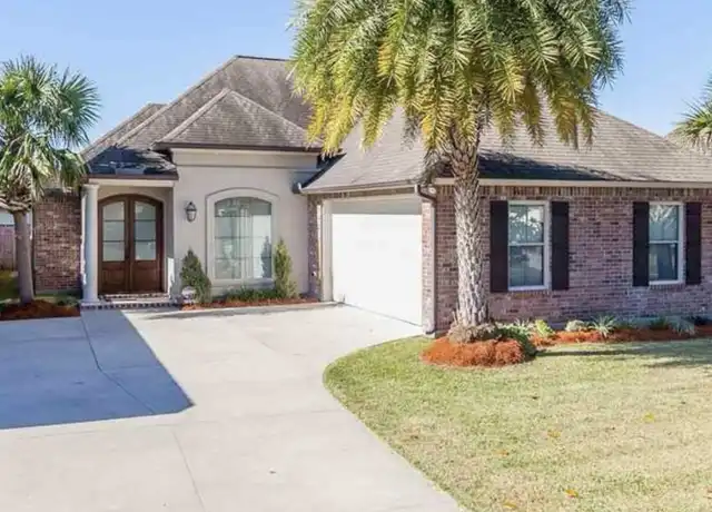 Property at 10415 Hill Pointe Ave, Baton Rouge, LA, 70810, 3 beds, 2 baths, [object Object]