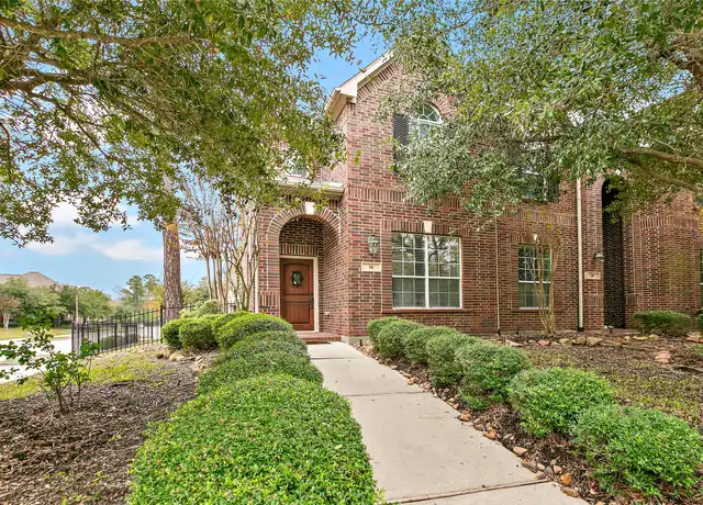 Property at 14 Innerwoods Pl, Spring, TX, 77382, 3 beds, 2.5 baths, [object Object]