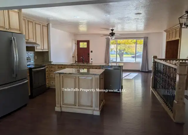 Property at 548 Park Meadows Cir, Twin Falls, ID, 83301, 5 beds, 3 baths, [object Object]
