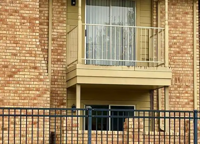 Property at 1515 Sandy Springs Rd #1802, Houston, TX, 77042, 1 bed, 1.5 baths, [object Object]