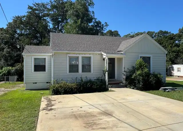 Property at 508 Maple St, Troy, AL, 36081, 3 beds, 2 baths, [object Object]