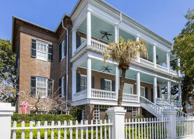 Property at 214 Calhoun St, Charleston, SC, 29401, 1 bed, 1 bath, [object Object]