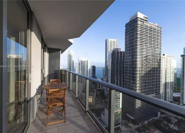Property at 55 SW 9th St #3404, Miami, FL, 33130, 1 bed, 2 baths, [object Object]