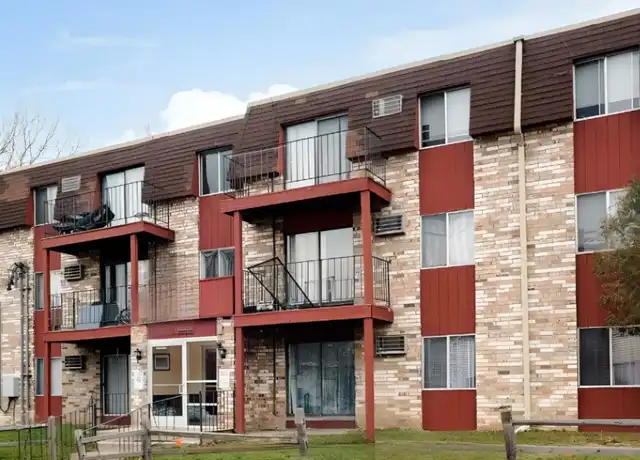 Property at 1067 Van Dyke St Unit 204, St Paul, MN, 55119, 2 beds, 1 bath, [object Object]