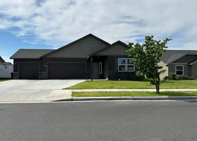 Property at 1345 E Landon St, Moses Lake, WA, 98837, 3 beds, 2 baths, [object Object]