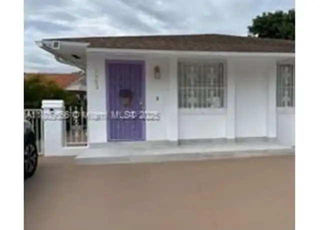 Property at 3353 SW 26th St, Miami, FL, 33133, 2 beds, 1 bath, [object Object]