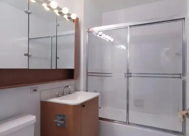 Property at 370 W 30th St, New York, NY, 10001, 1 bed, 1 bath, [object Object]