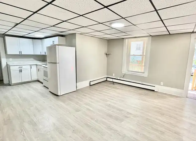 Property at 132 Northern Ave Unit 2, Augusta, ME, 04330, 3 beds, 2 baths, [object Object]