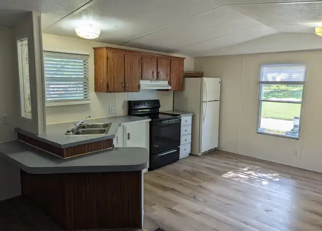 Property at 85 Ransdell Ln, Louisburg, NC, 27549, 2 beds, 1 bath, [object Object]